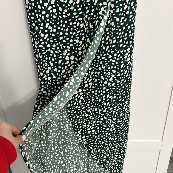 Womens Dress - Picture 4 of 8